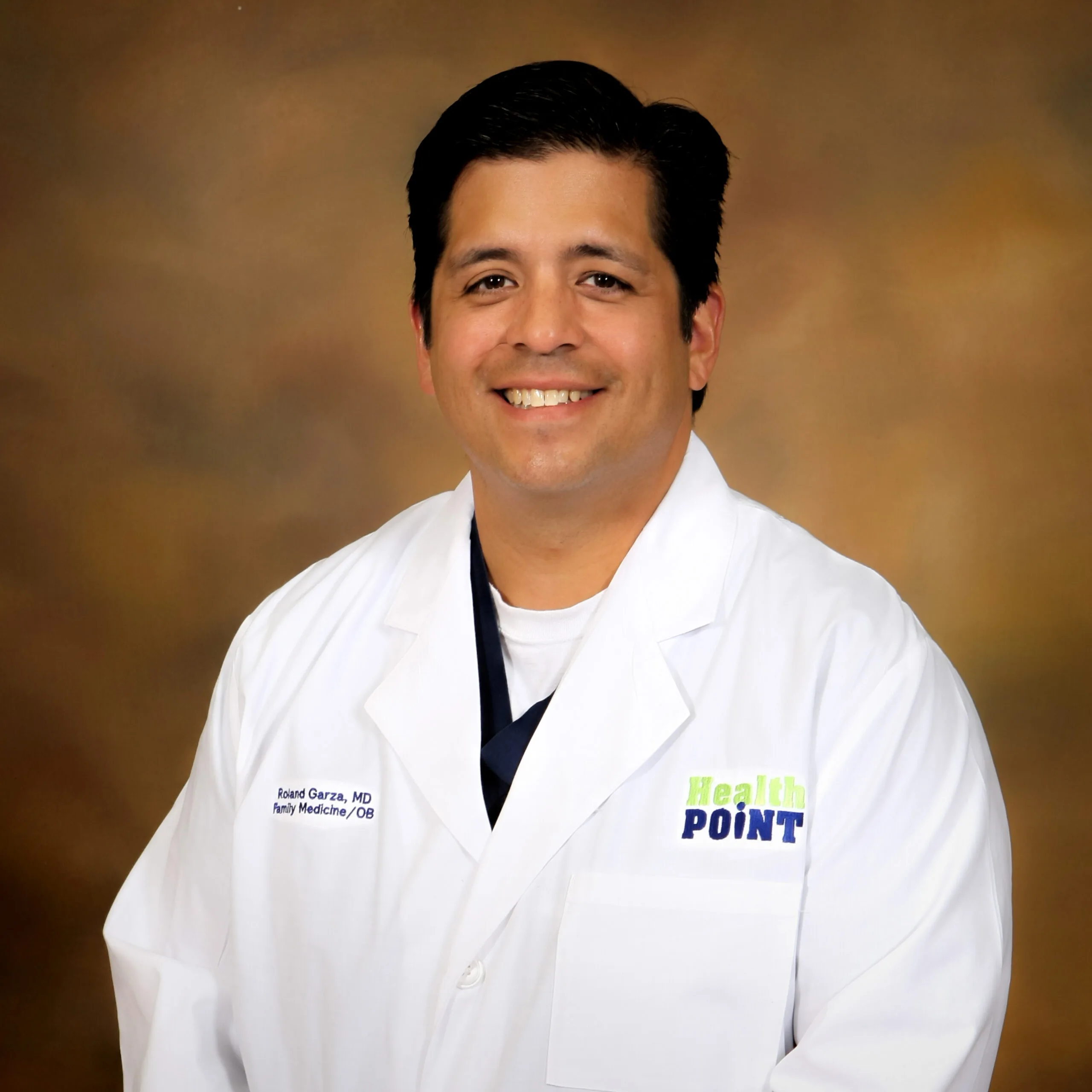 Retrato del Dr. Roland Garza, médico