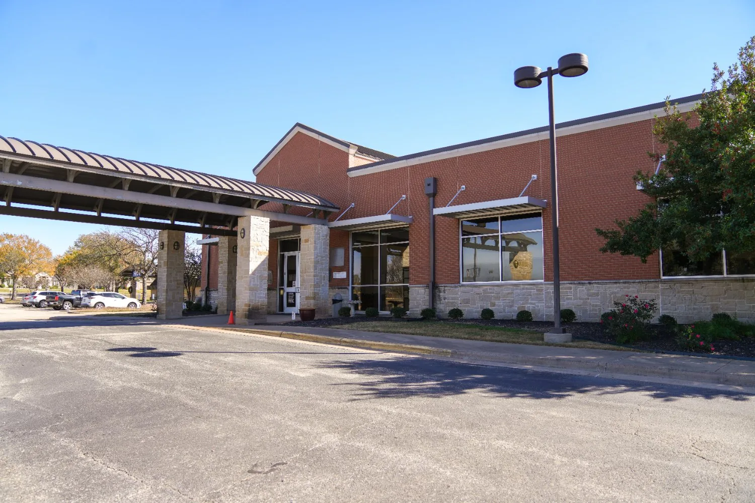 Exterior of the HealthPoint Caldwell Clinic
