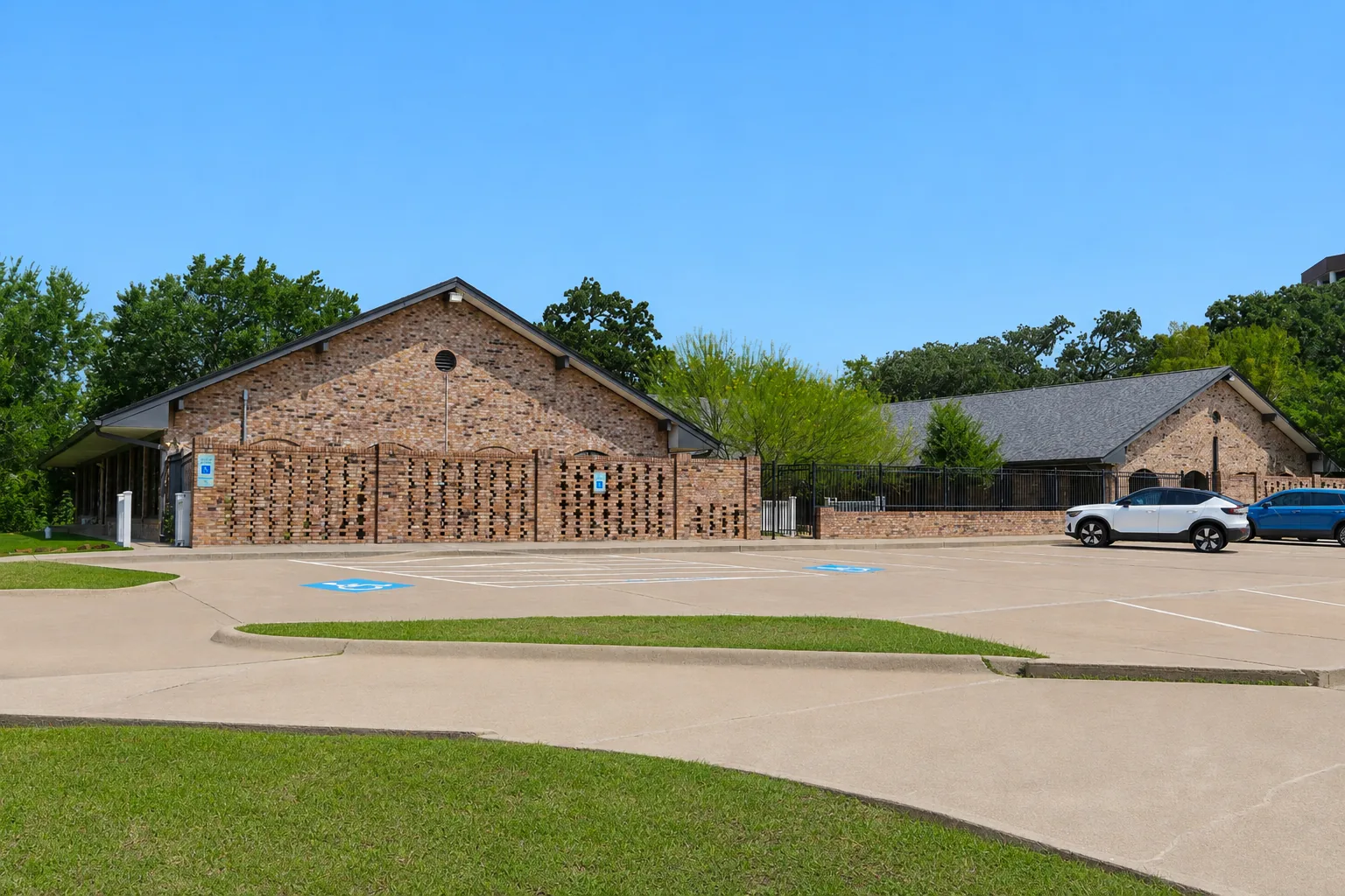 Exterior de Creekside Dental, en HealthPoint 